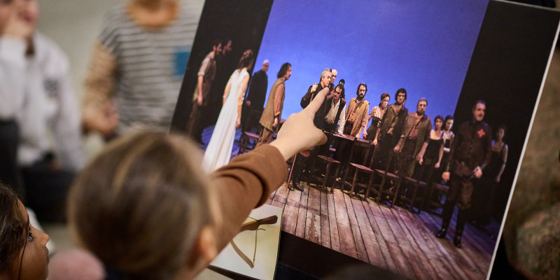 Llums a escena. Primària