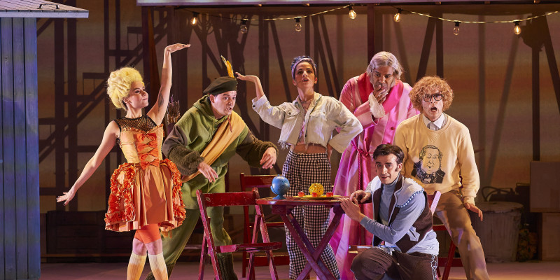 Personatges del muntatge operístic familiar La cuina de Rossini