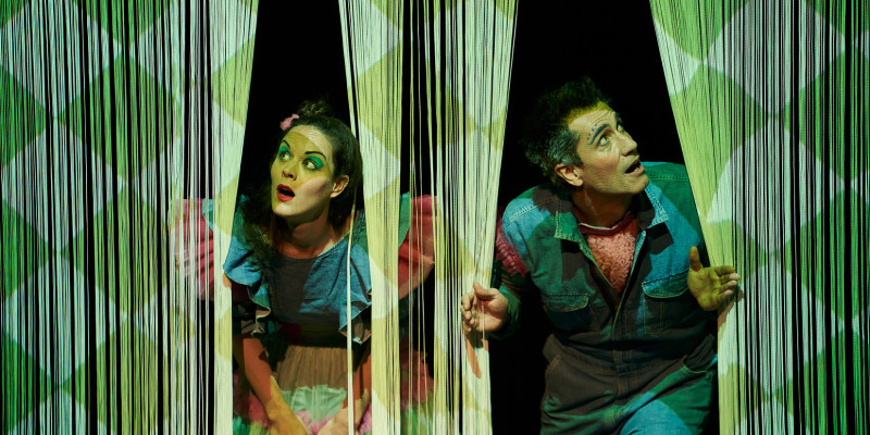 Espectacle immersiu amb música i creació visual en directe