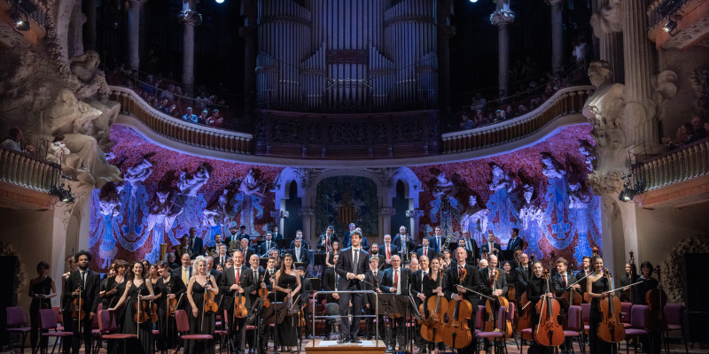 Orquestra simfònica interpretant bandes sonores de videojocs